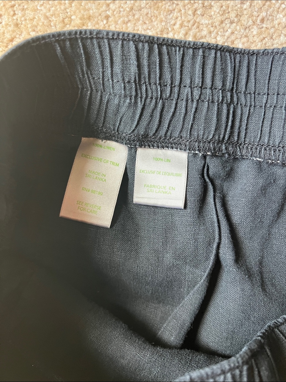 Lilly Pulitzer Black Elastic Waistband Shorts. Medium. - Picture 6 of 7